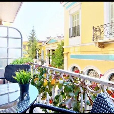 Magnificent Apartment In Plaka Atenas Exterior foto