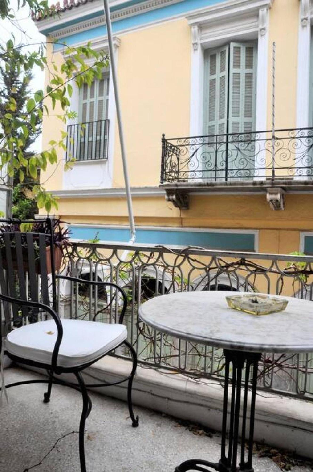Magnificent Apartment In Plaka Atenas Exterior foto