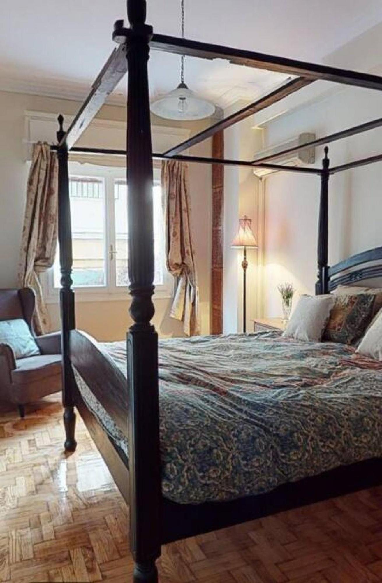 Magnificent Apartment In Plaka Atenas Exterior foto